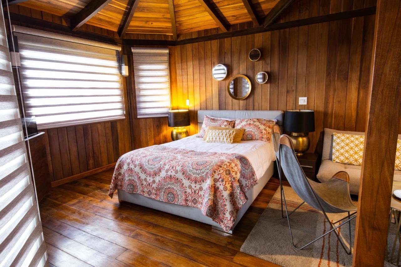 Lucero Golf And Country Club Tree Houses Бокете Экстерьер фото