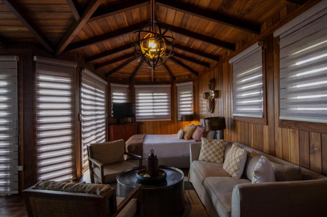 Lucero Golf And Country Club Tree Houses Бокете Экстерьер фото